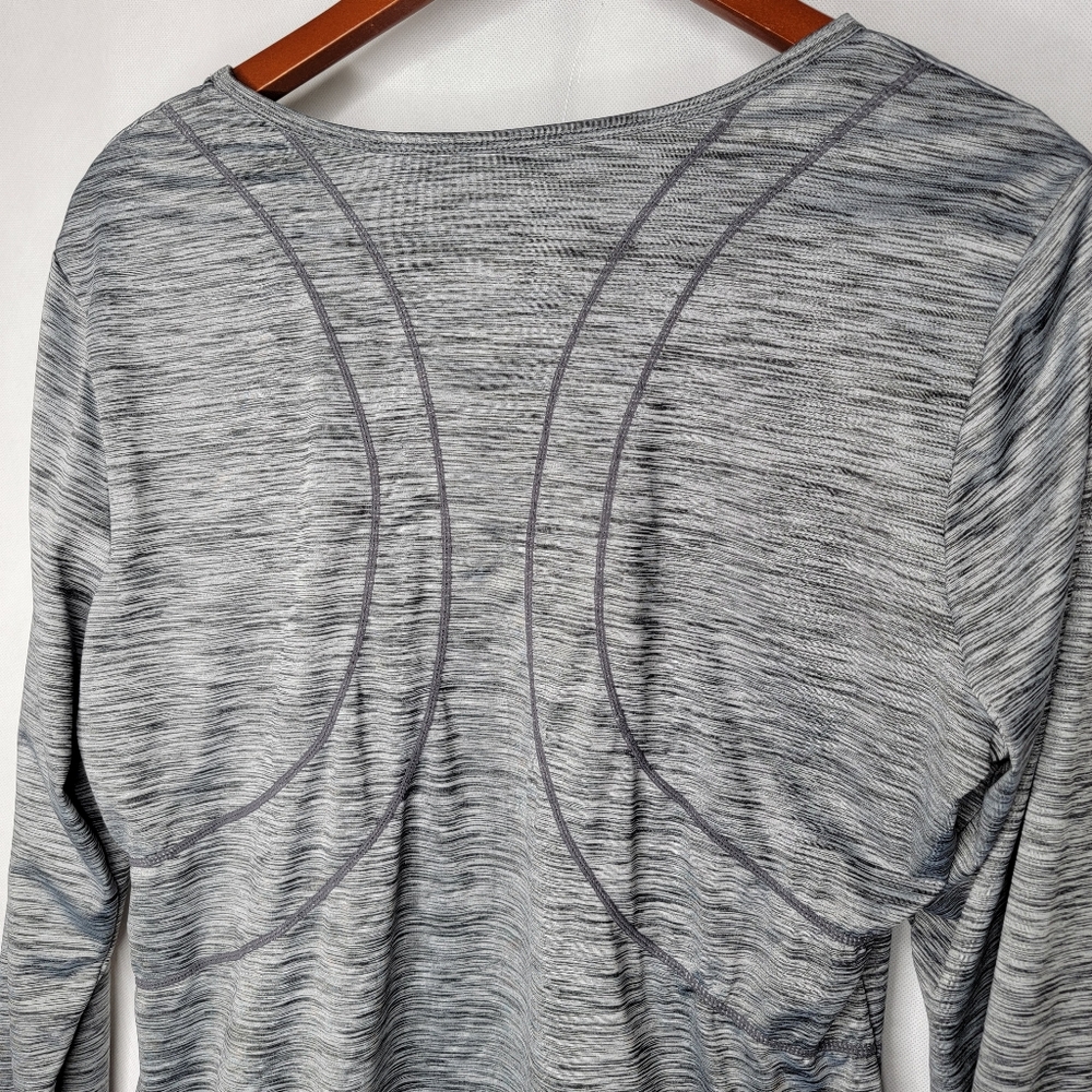 Reebok Athletic Top Heathered Gray Long Sleeve Scoop Neck Thumb Holes XL - Picture 5 of 12
